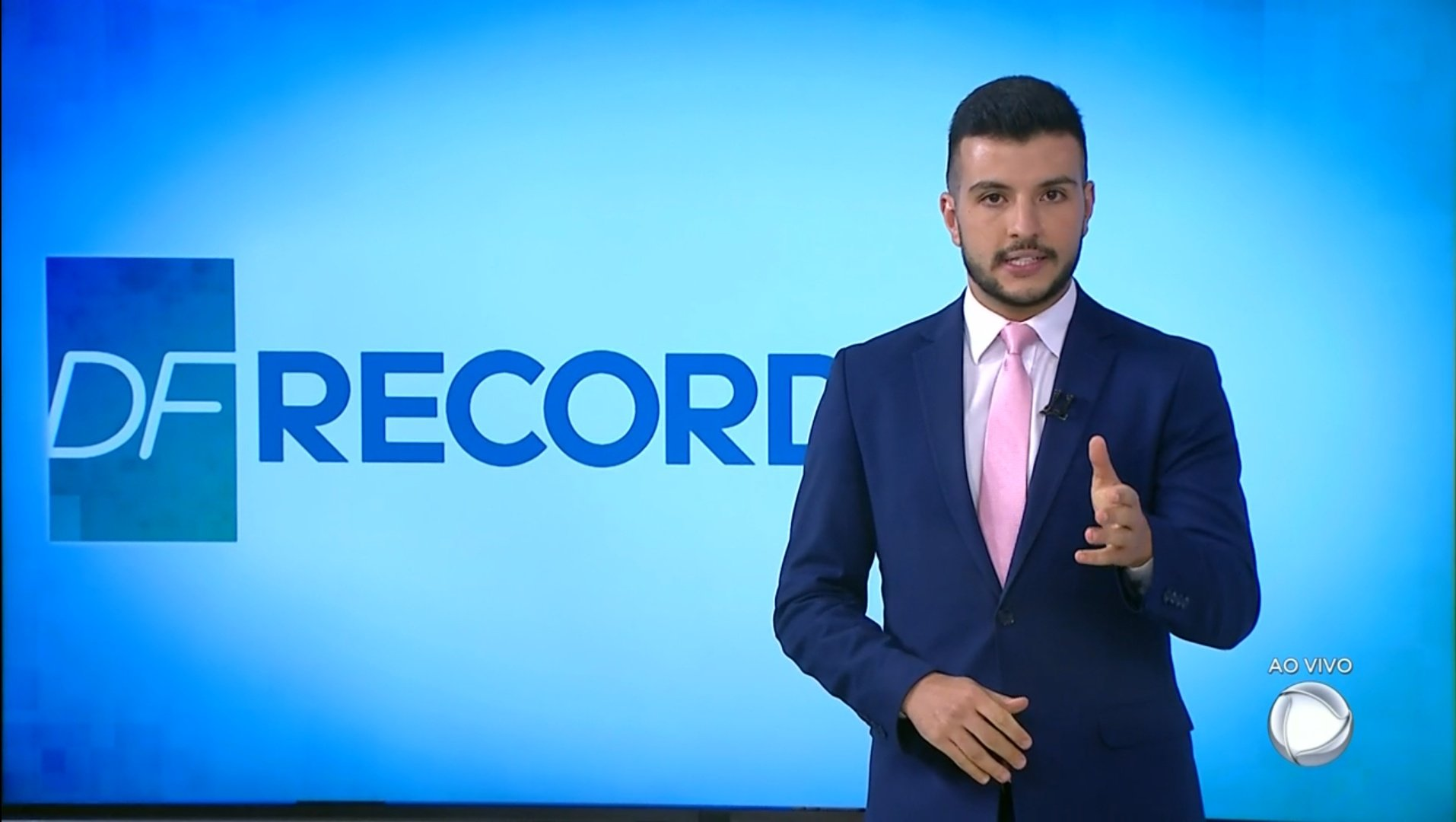 Com estreia de Matheus Ribeiro, “DF Record” perde audiência mas mantém vice liderança