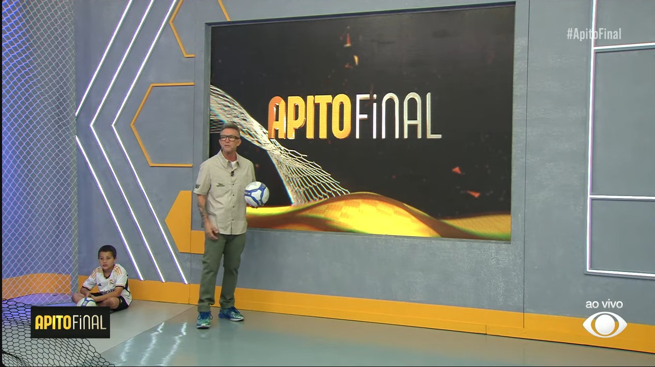 “Apito Final”: Neto neutraliza Geraldo Luís e garante novo recorde aos domingos